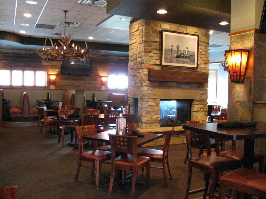 Country & By Radisson, Minneapolis West, Mn